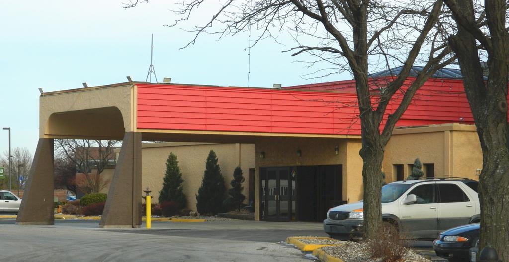 Howard Johnson Plaza Kansas City Hotel & Conference Center Exterior foto